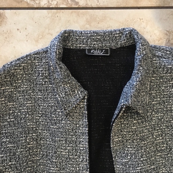 Rikki J. Gray and White Blazer - Picture 2 of 2